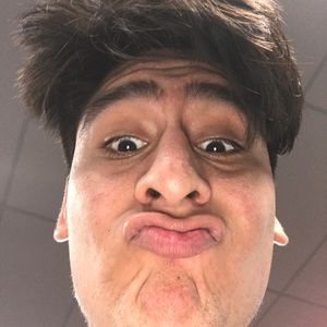 Meet your Posher, Efren